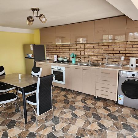 Lilia Guesthouse 西格纳吉 外观 照片