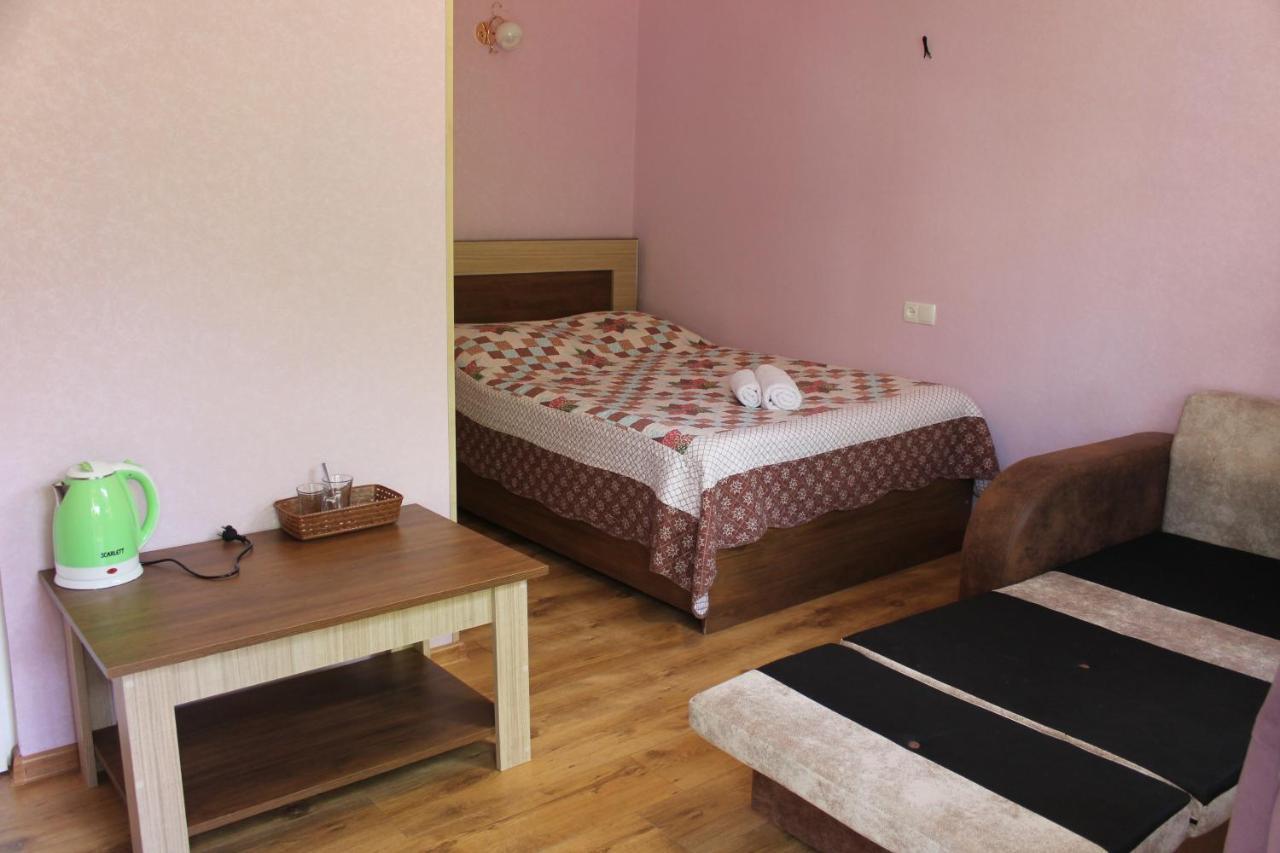 Lilia Guesthouse 西格纳吉 外观 照片