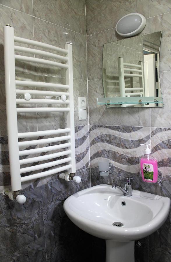 Lilia Guesthouse 西格纳吉 外观 照片